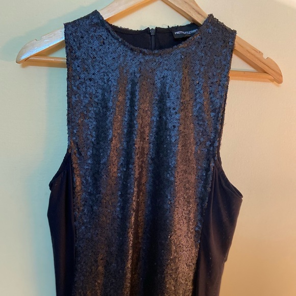 Prettylittlething king Dress.Size - Fit M - Picture 4 of 16